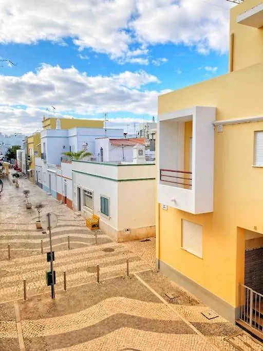 Shiny Apartment In The City Center Fuzeta Portugal