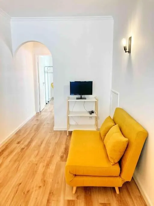 Shiny Apartment In The City Center Fuzeta Portugal
