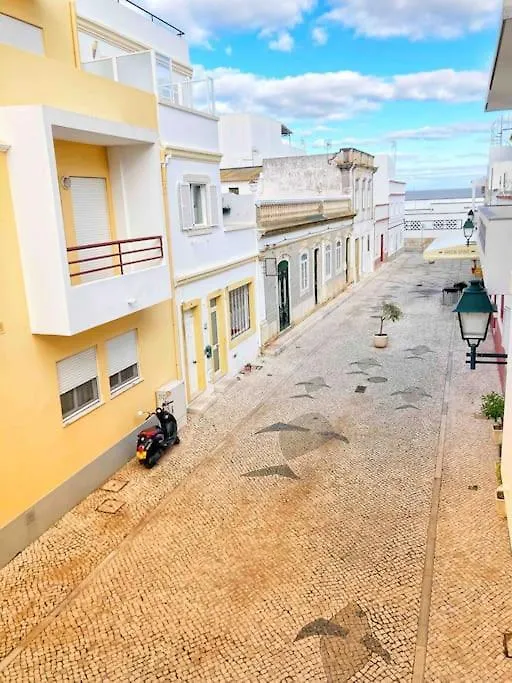 Shiny Apartment In The City Center Fuzeta